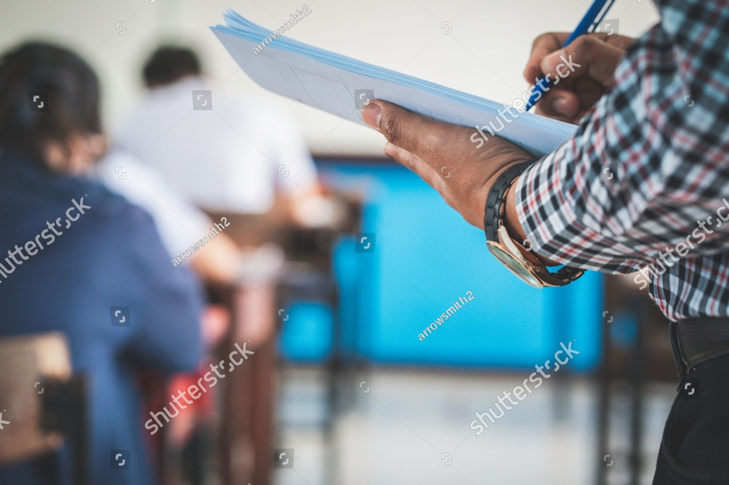 exam-in-the-classroom-2108730065